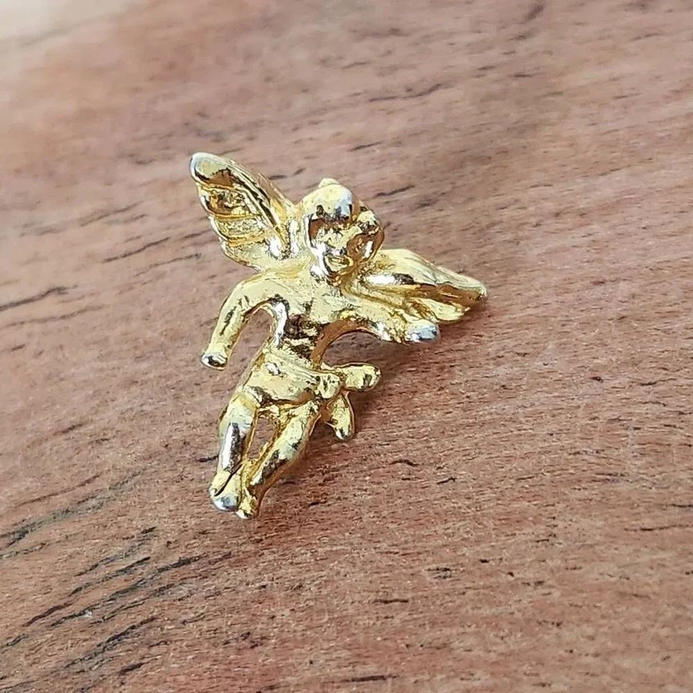 Vintage golden cherub happy angel baby pin metal 90s religious heaven wings